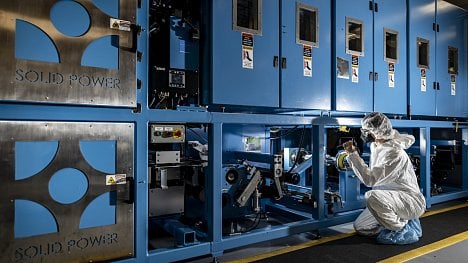 Náhledový obrázek - Dobitý elektromobil během pár minut a kardiostimulátor s výdrží půl století. Lithium-metalové baterie mohou brzy změnit svět