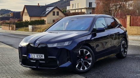 Test BMW iX: Kontroverze zůstala, ale luxusu a pohodlí je více. A to se vyplatí