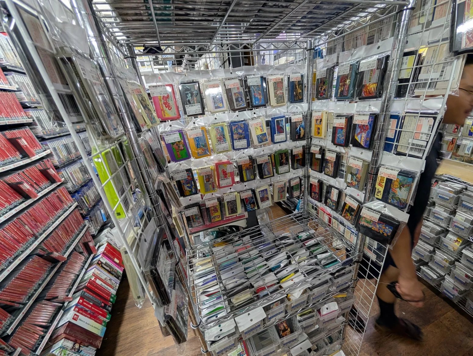 Obchod s retro hrami Surugaya, Tokio Akihabara