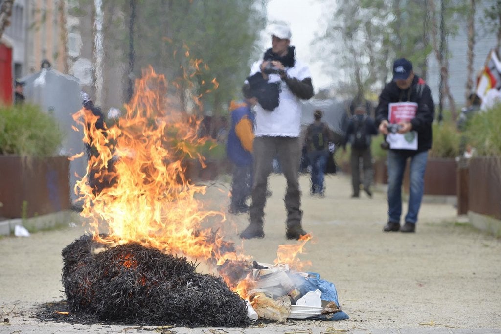 2018-11-protesty-evropskc3bdch-mlc3a9kac599c5af-v-bruselu-5.jpg