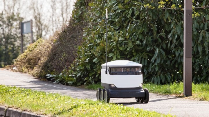 Autor: Starship Technologies Autonomni robot - rozvoz - Starship Technologies