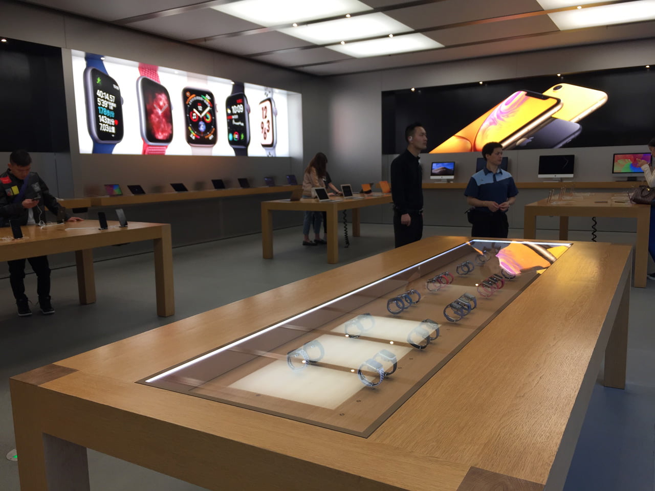 Apple Store na Pudongu v Šanghaji