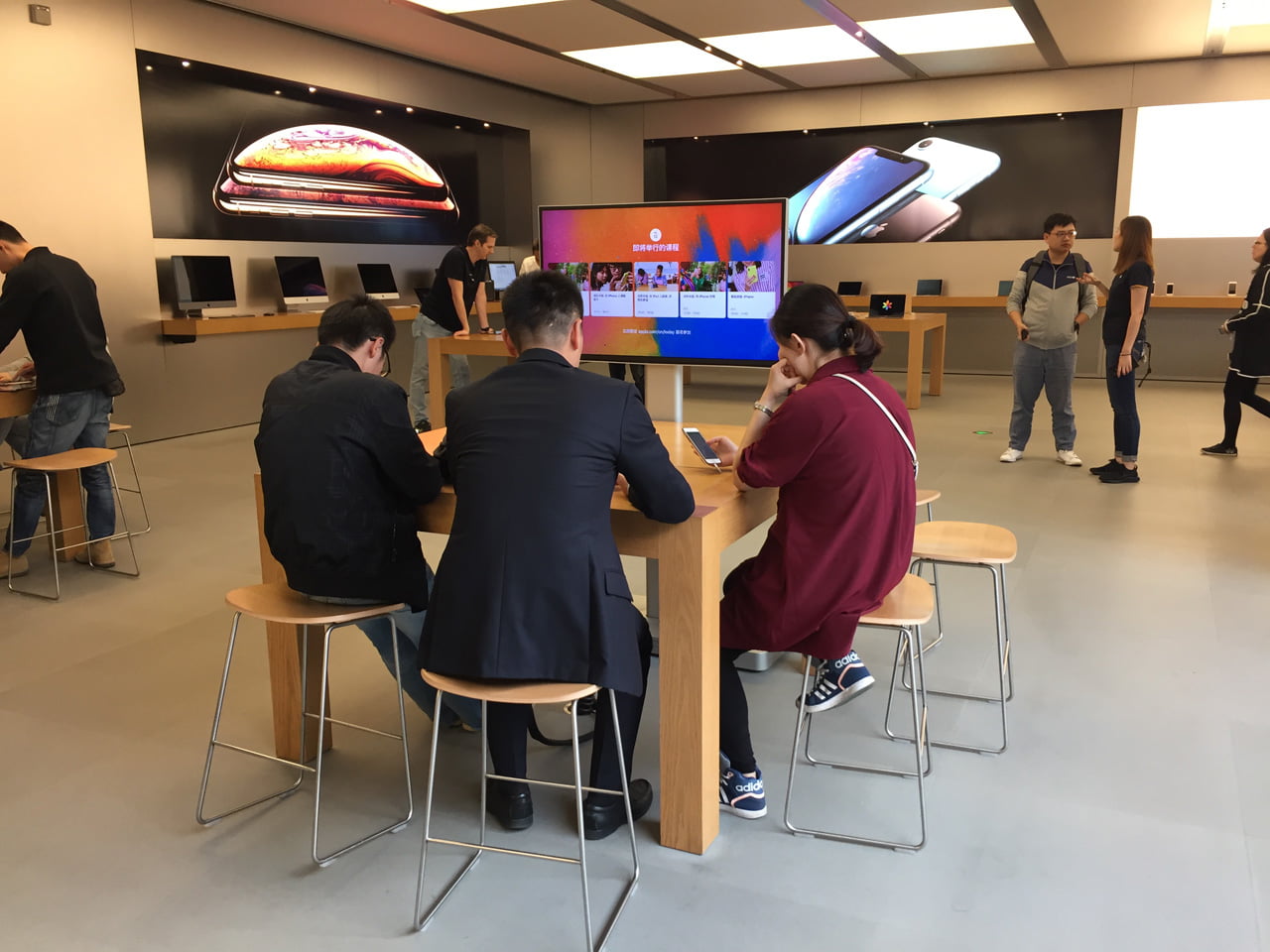 Apple Store na Pudongu v Šanghaji