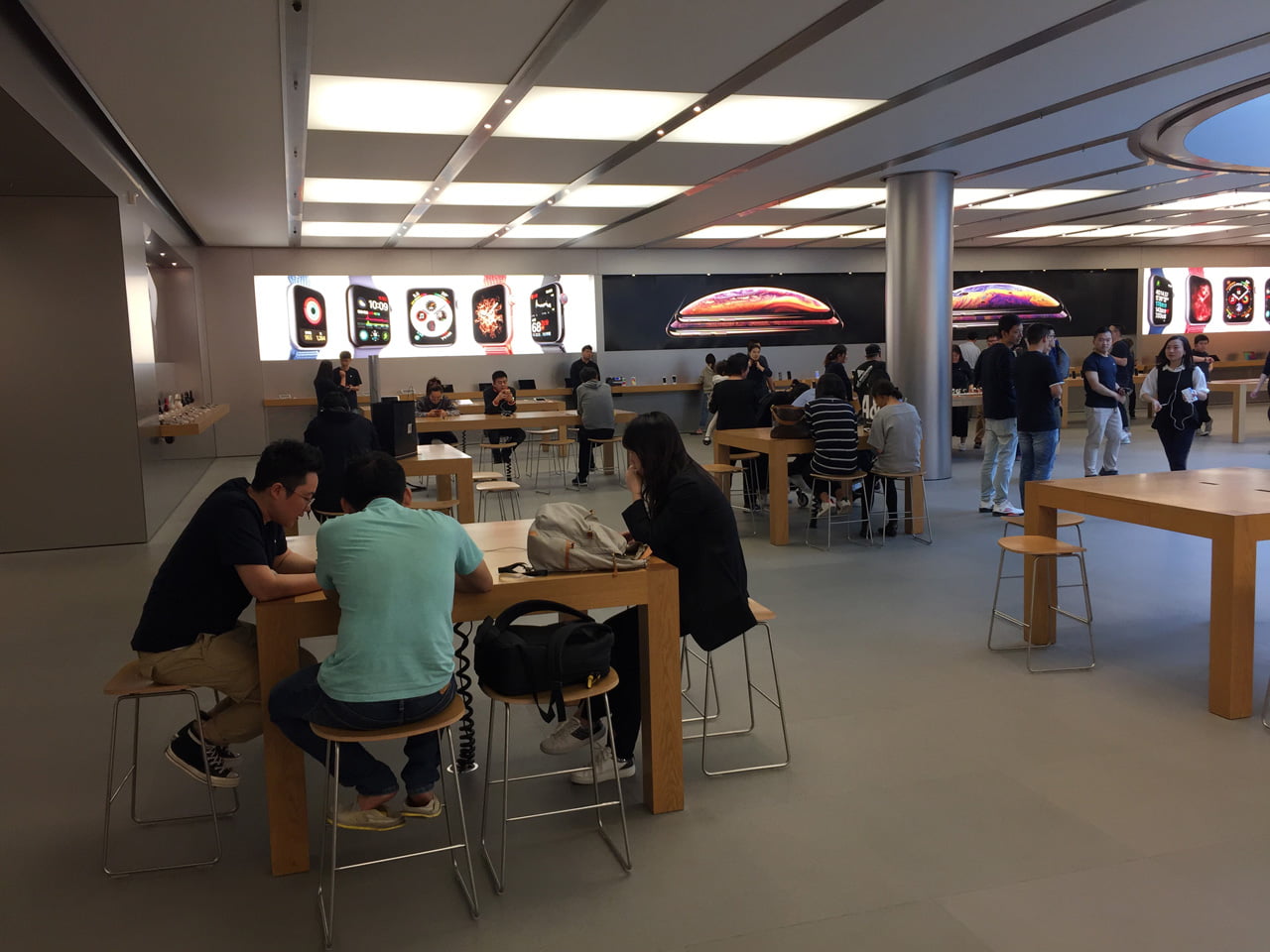 Apple Store na Pudongu v Šanghaji