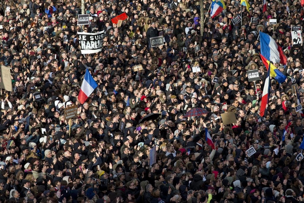 2014-09-manifestace-v-pac599c3adc5bei-na-uctc49bnc3ad-obc49btc3a