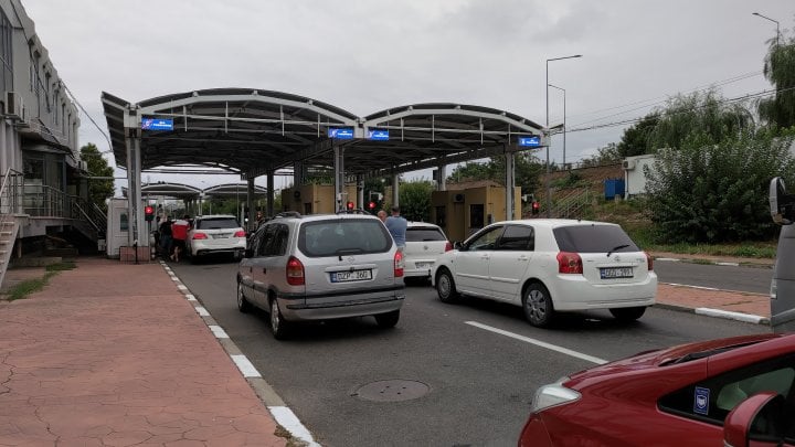 Autor: Dalibor Z. Chvátal Hraniční přechod Galați (RO) - Giurgiulești (MD). (12. 09. 2025)