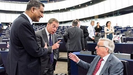 Náhledový obrázek - Vedlejší efekt brexitu: bílý europarlament ještě více zbělá