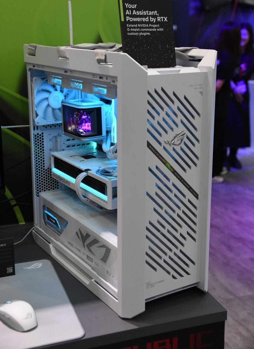 Hardware Asusu vystavovaný na Computexu 2025