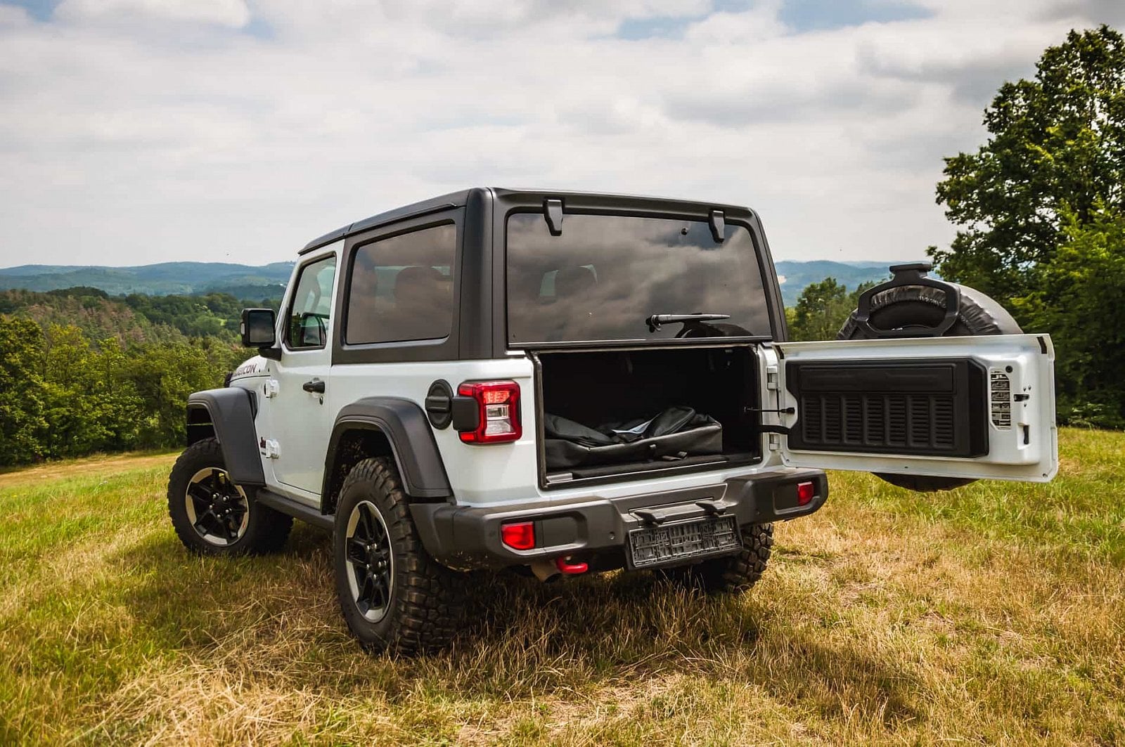 2019-08-jeep-wrangler-rubicon-19-of-67.jpg
