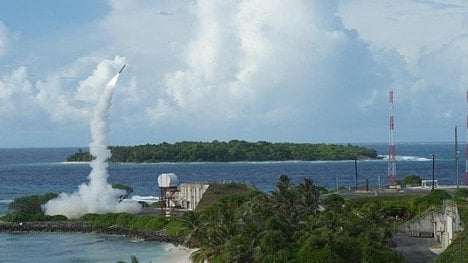 Náhledový obrázek - USA prodají Saúdské Arábii protiraketový systém THAAD. Dostanou 330 miliard