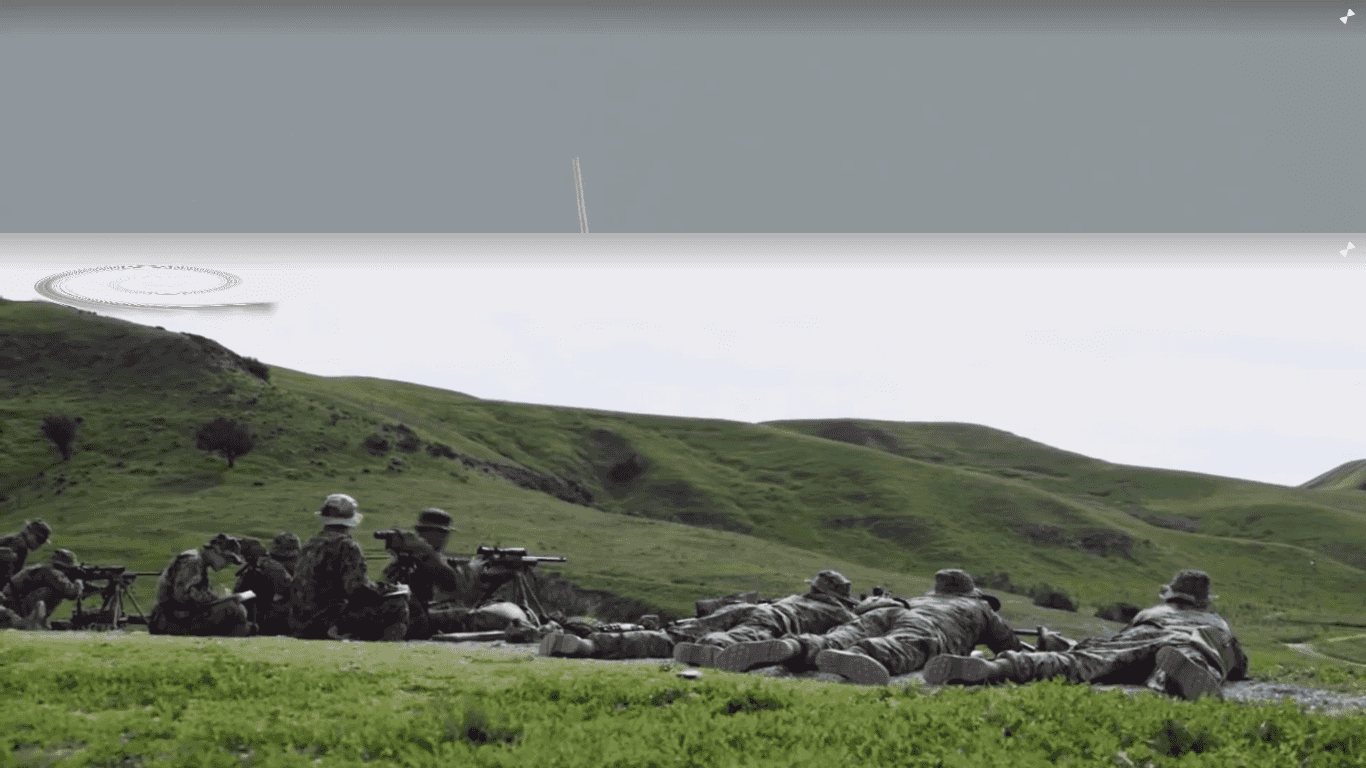 Válka a zbraně II, Film Popular