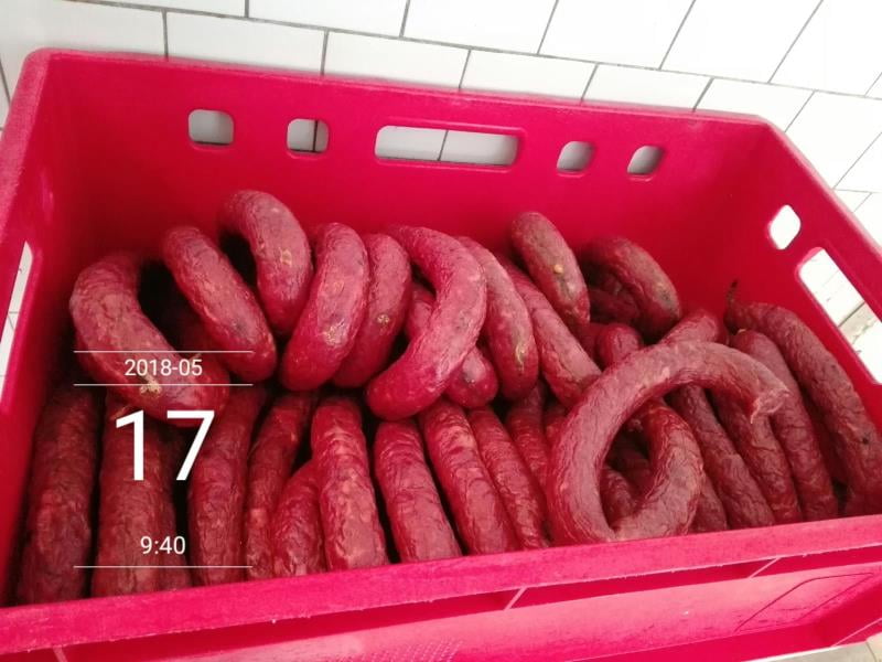 Výroba Bínová Zuzana, Malá Morava - Pikantní kabanos: Ve výrobku byla zjištěna patogenní bakterie Listeria monocytogenes. Tato bakterie způsobuje onemocnění zvané Listerióza. (země původu ČR)