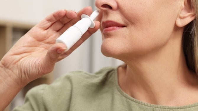 Rýma, kapky do nosu, nachlazení