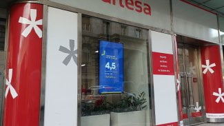 Pobočka spořitelního družsva Artesa, Politických vězňů 1272/21, Praha 2. (03. 11. 2025)