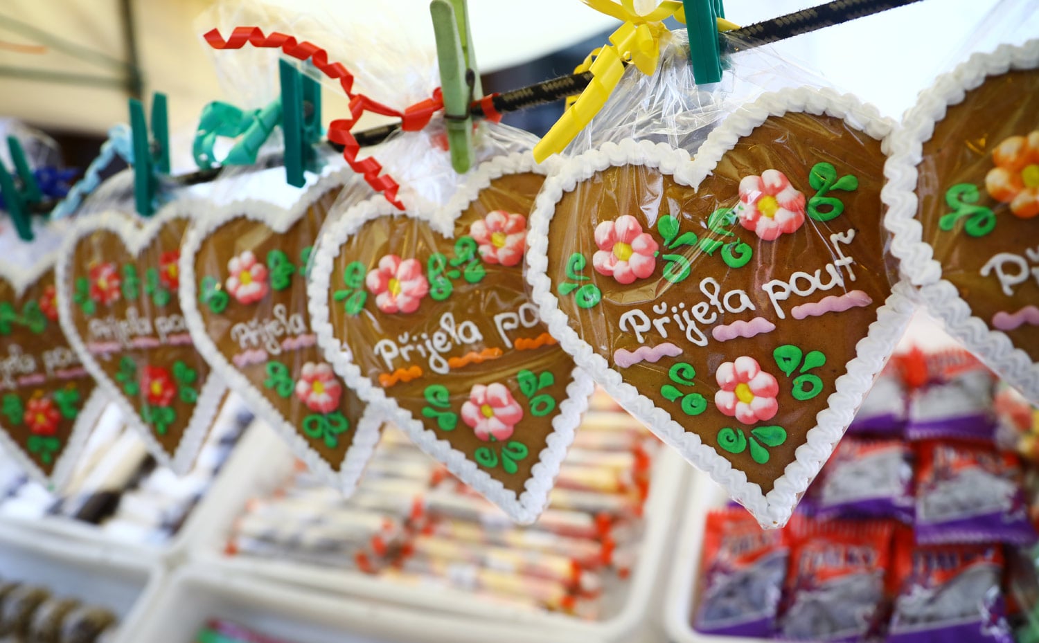 Představení seriálu Přijela pouť