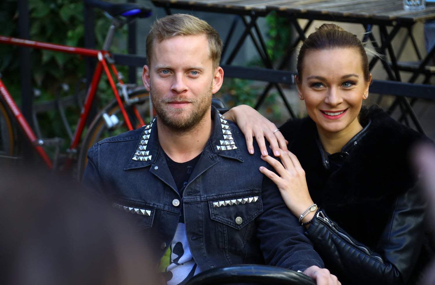 Představení seriálu Přijela pouť