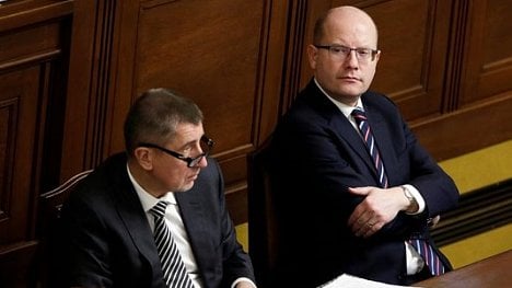 Náhledový obrázek - Skončí Babiš? Sobotka mu dal ultimátum