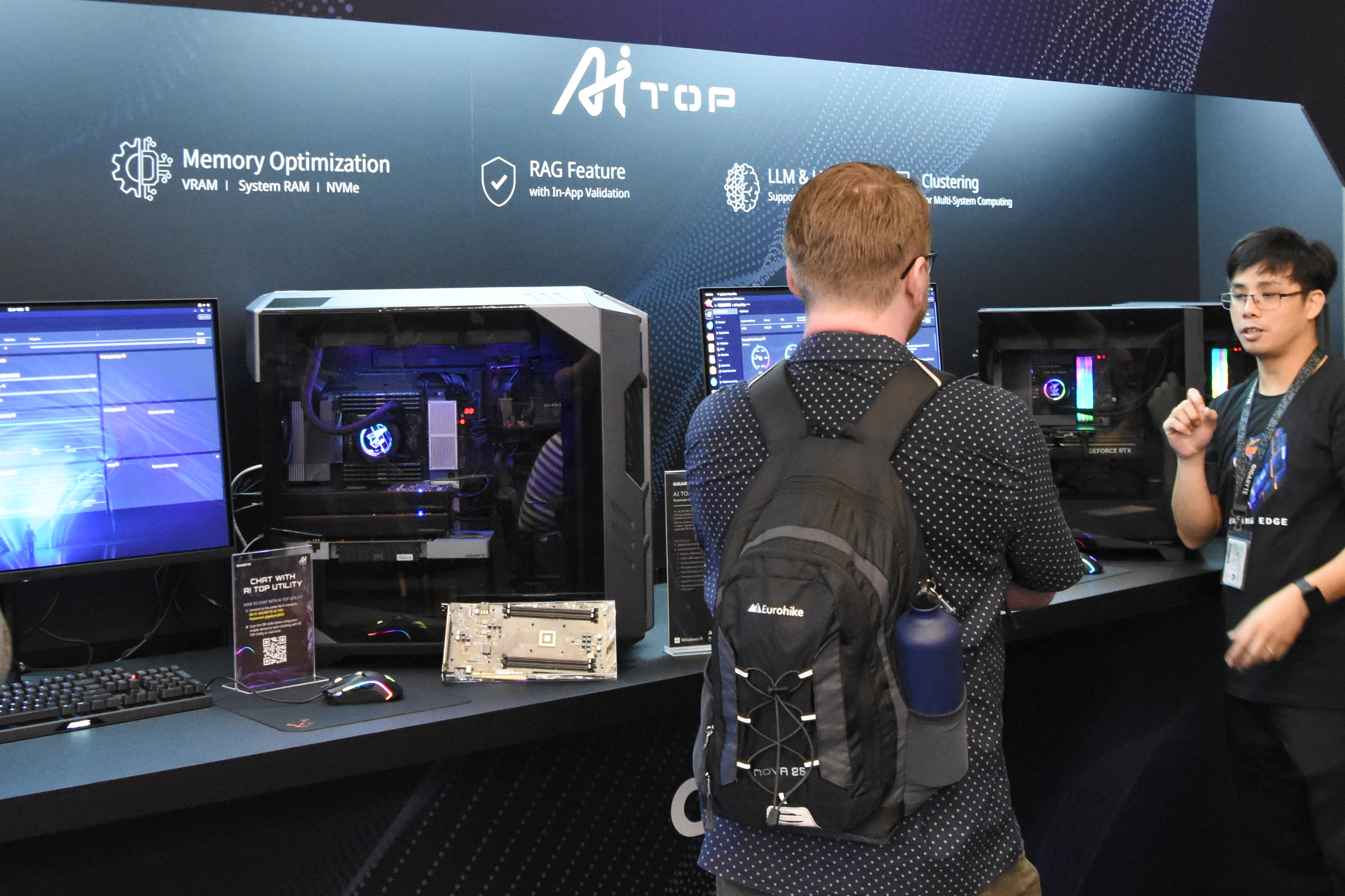 Gigabyte AI Top 500 TRX50 a karta Gigabyte AI Top CXL R5X4