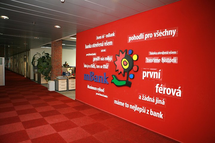 Interiér centrály mBank