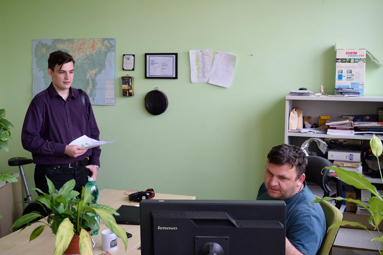 Bez dokumentace a poznámek k vydání nemá smysl produkt ani vlastně nabízet.