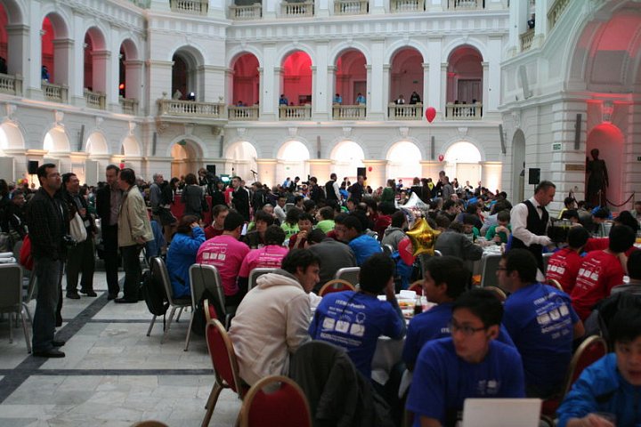 ICPC finále Varšava 2012