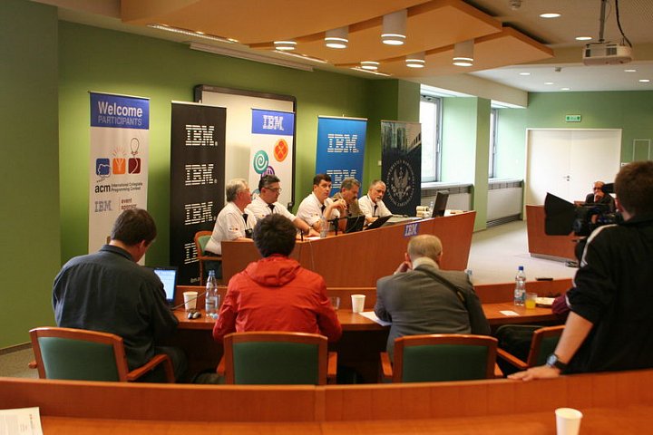 ICPC finále Varšava 2012