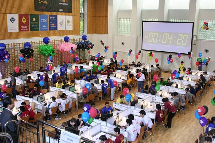 ICPC finále Varšava 2012