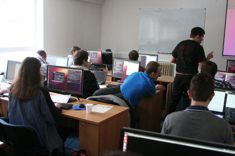 InstallFest 2013 neděle