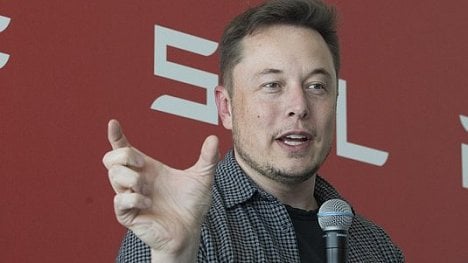 Náhledový obrázek - Tesla nemá odbory. Úrazovost v automobilce výrazně převyšuje průměr