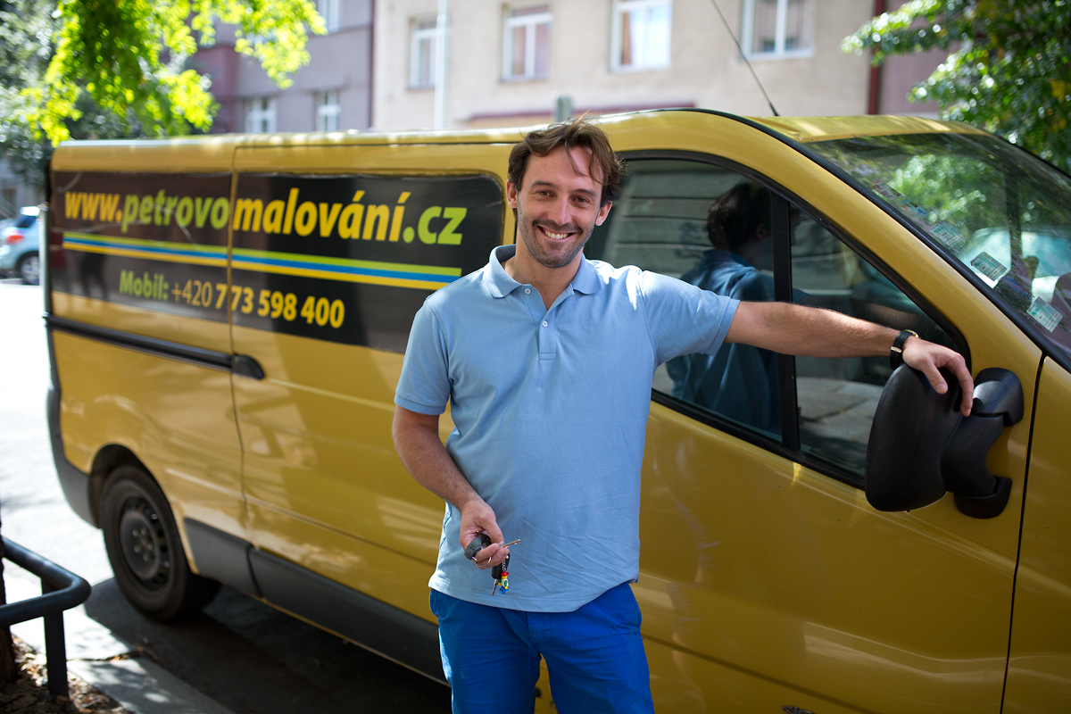 Petr Kleňha rozjel malířskou firmu v USA a přenesl ji do Česka.