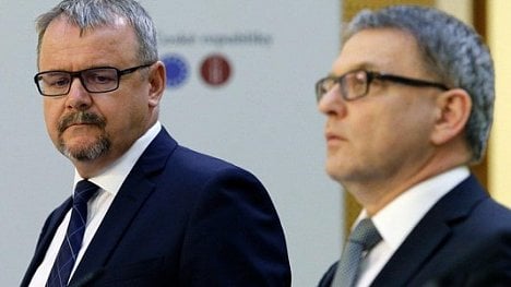 Náhledový obrázek - Ministerstva přispějí na růst platů ze svých rezerv. Ne všechna na to mají