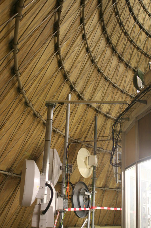 Hotel a vysílač Ještěd