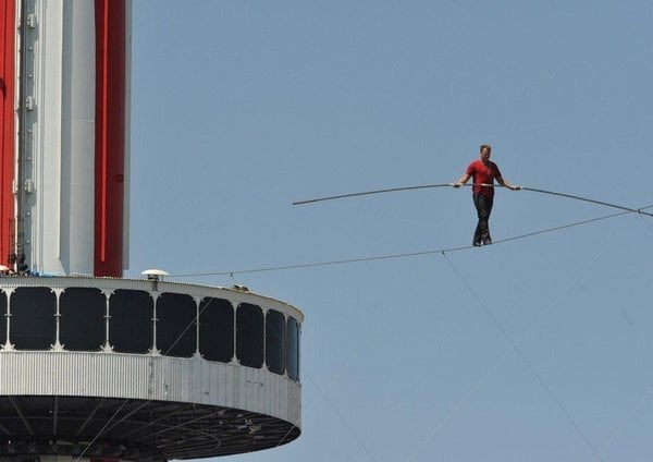 2013-06-nik-wallenda.jpg
