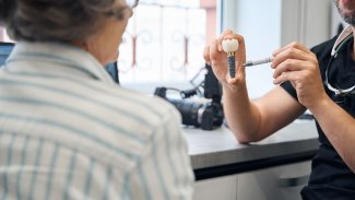Náhledový obrázek - S čím je třeba počítat při zavedení zubních implantátů?