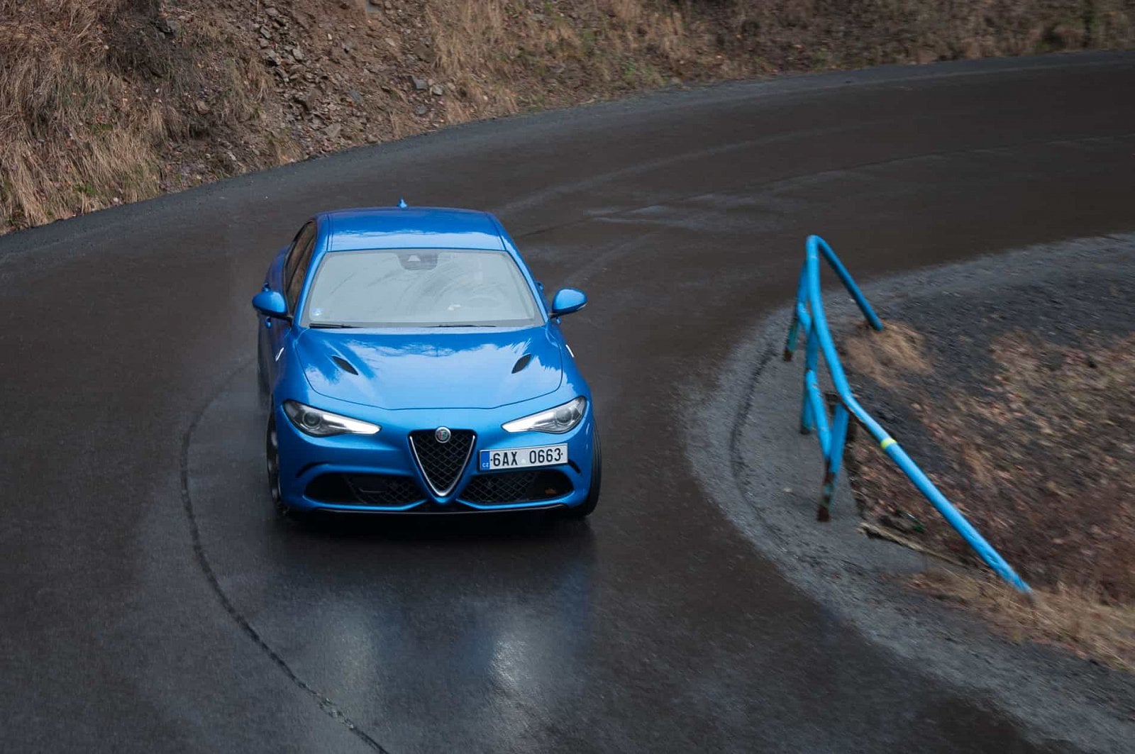 2019-03-giulia-qv-vs-stelvio-qv-73.jpg