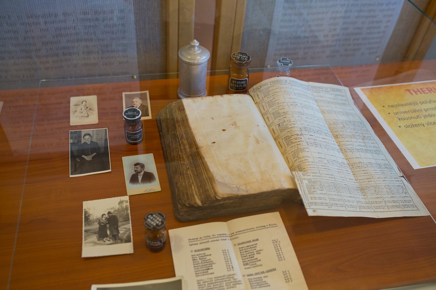 Historie lékárenství