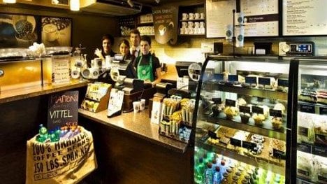 Náhledový obrázek - Starbucks pokračuje v expanzi a otevírá dvanáctou kavárnu v Praze