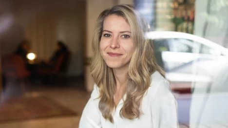 Dívka zemřela po vakcíně. Advokátka rodiny objasňuje, proč stát rodinu odškodní