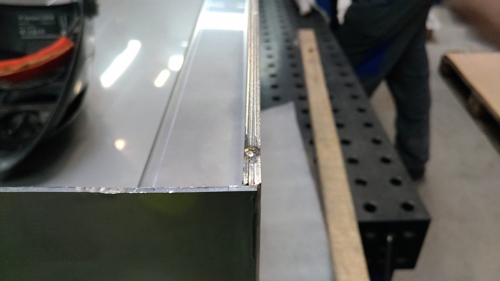 Celkem je Olejová vana v4.3 tvořena třemi samostatnými částmi.
