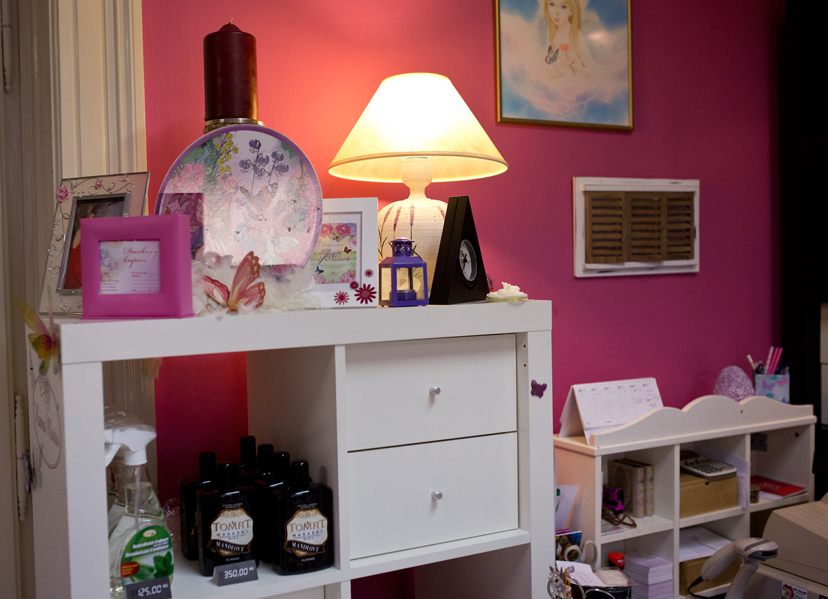 V Pardubicích vznikají léčivé i obchodu prospívající vůně