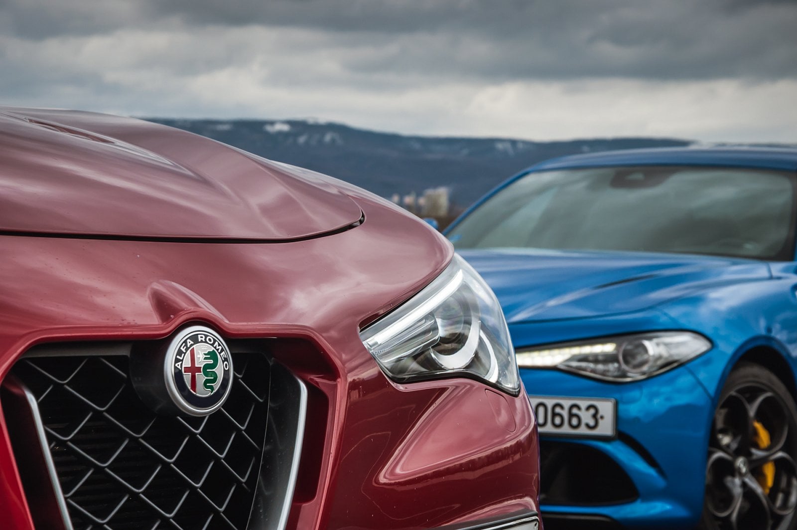 2019-03-giulia-qv-vs-stelvio-qv-3.jpg