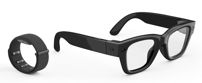 Mezi nejpoužívanější chytré brýle, na které zákaz dopadne, jsou Meta Ray-Ban.