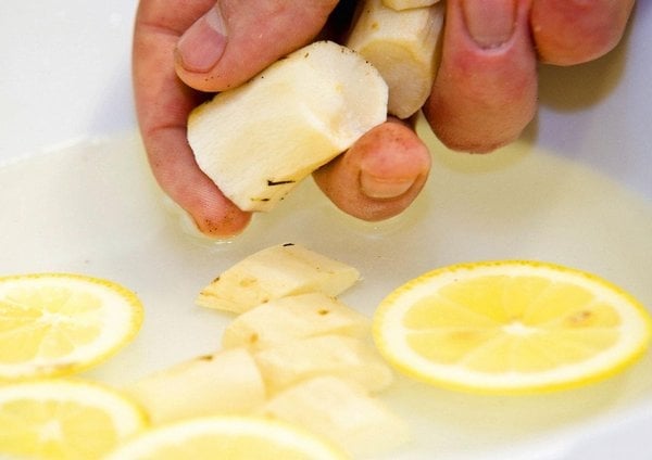 2017-11-veloutc3a9-z-c48dernc3a9ho-koc599ene-s-rc5afc5beovc3bdm-