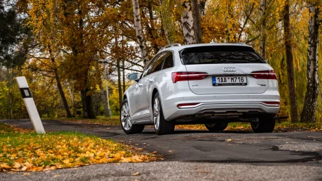 Náhledový obrázek - Test Audi A6 Allroad 50 TDI Quattro: Když potřebujete SUV, ale chcete normální kombi