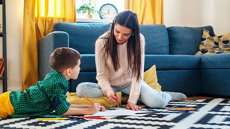 Důchody čeká další zásadní změna. Péče o děti se bude počítat výhodněji