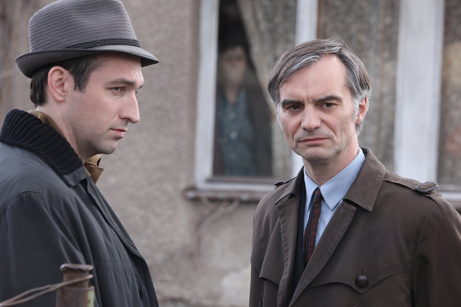 圖 燃燒的荊棘 Burning Bush (雷) HBO 捷克冷戰劇 2013