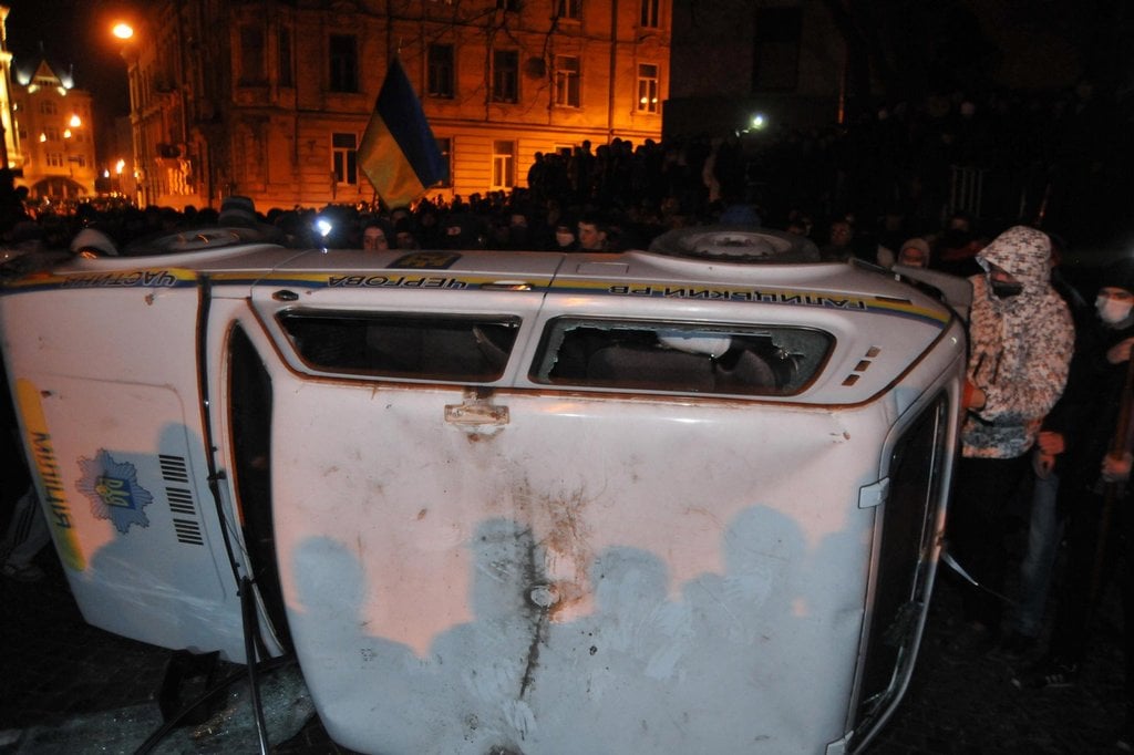 2014-01-nepokoje-v-kyjevc49b-trvajc3ad-tc3a9mc49bc599-tc599i-mc4
