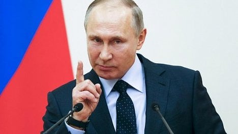 Náhledový obrázek - Dva byty, tři auta a 14 milionů rublů na účtech. Putin odevzdal majetkové přiznání