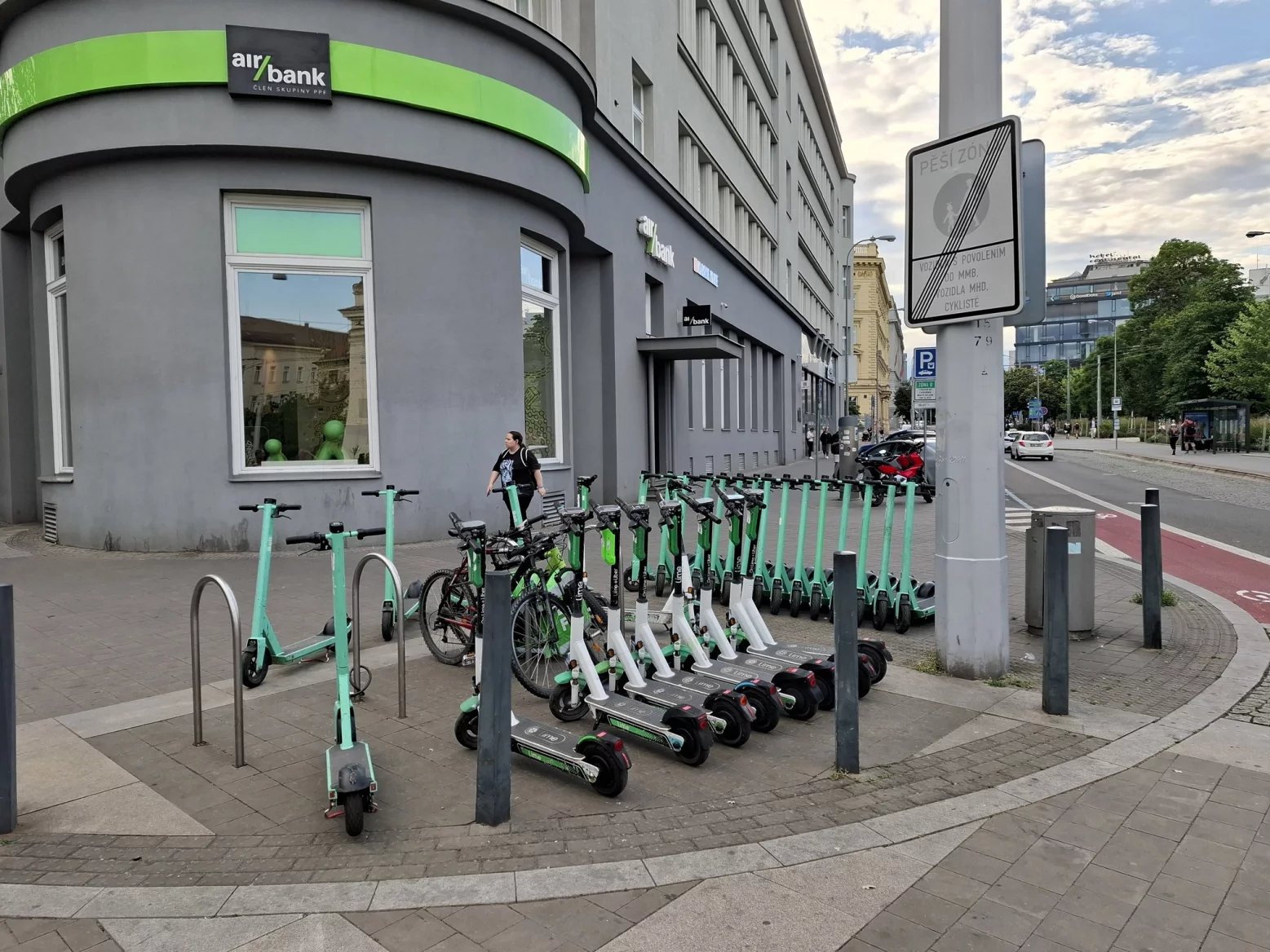 Hlavní 50Mpx fotoaparát