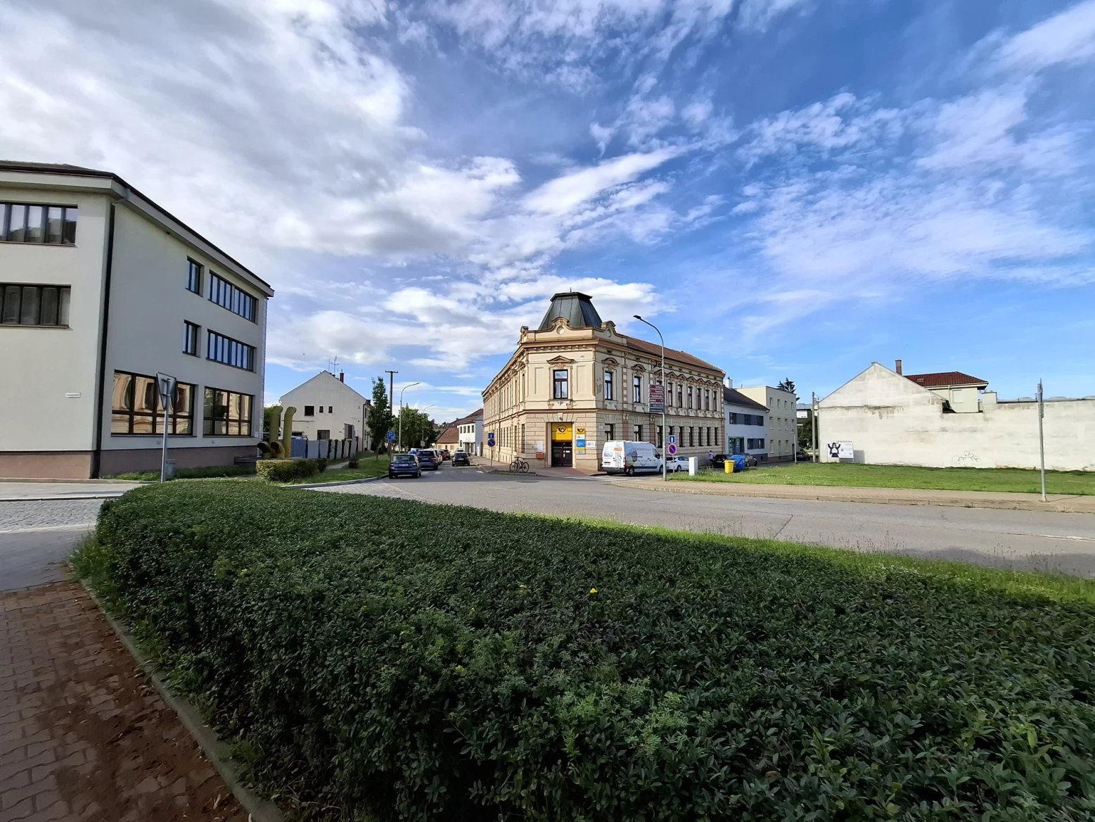 Ultraširokoúhlý 12Mpx fotoaparát